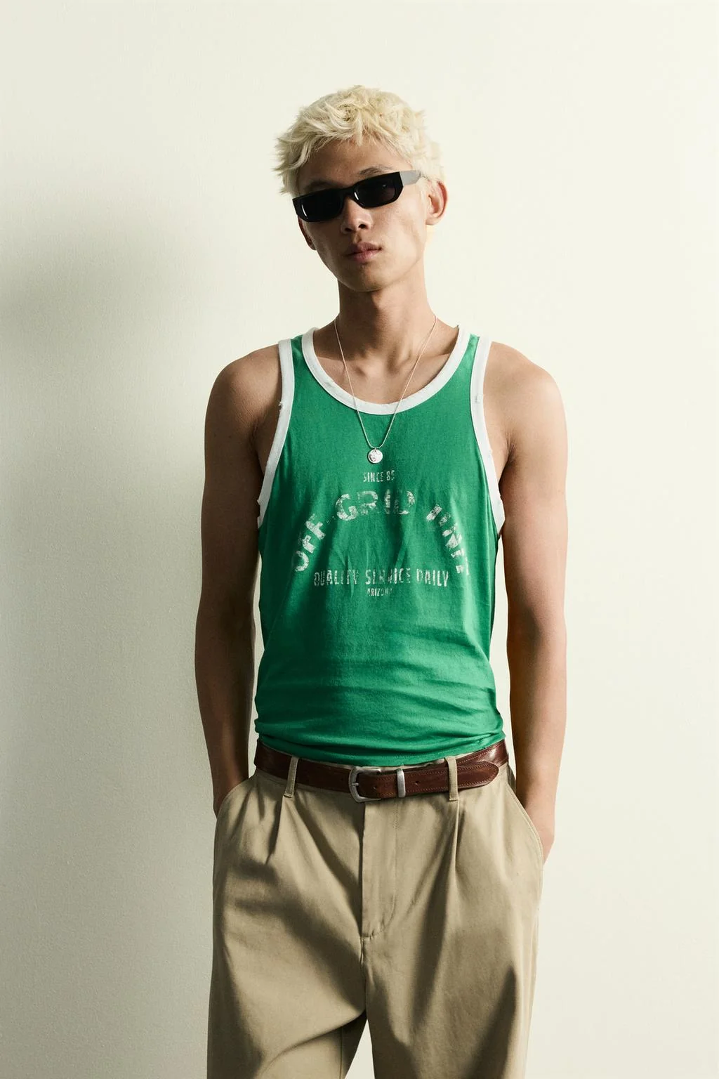 CONTRAST VINTAGE EFFECT TANK TOP