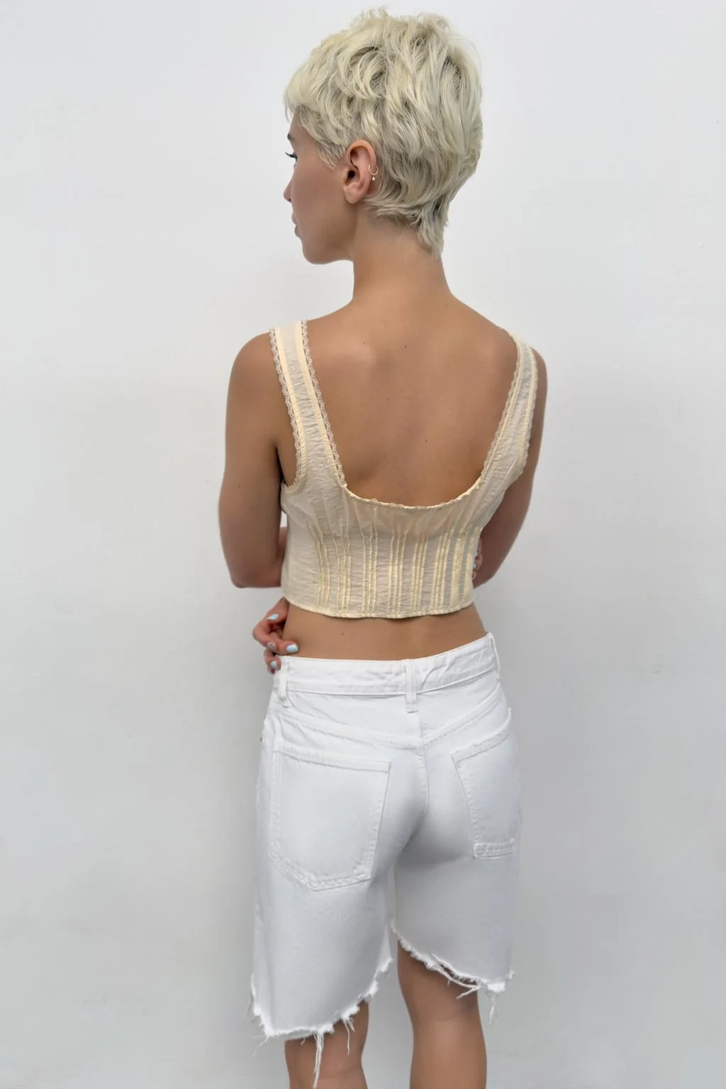 Шорты-бермуды из денима TRF с разрывами