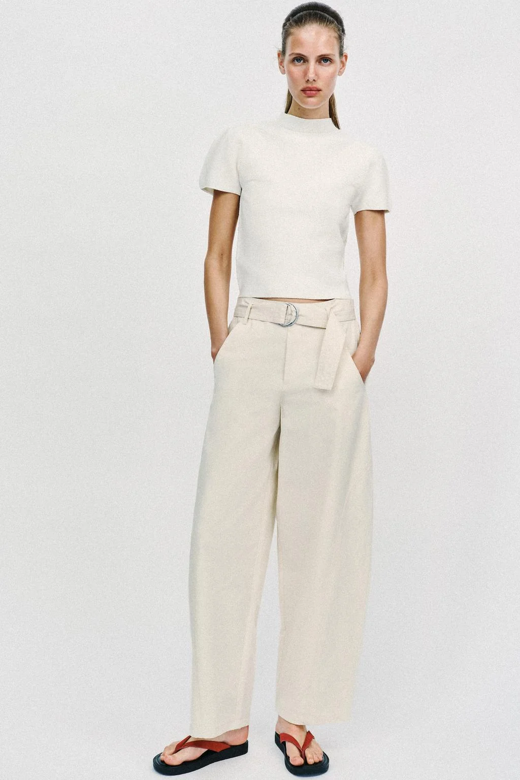 Топ с пуфами из трикотажа