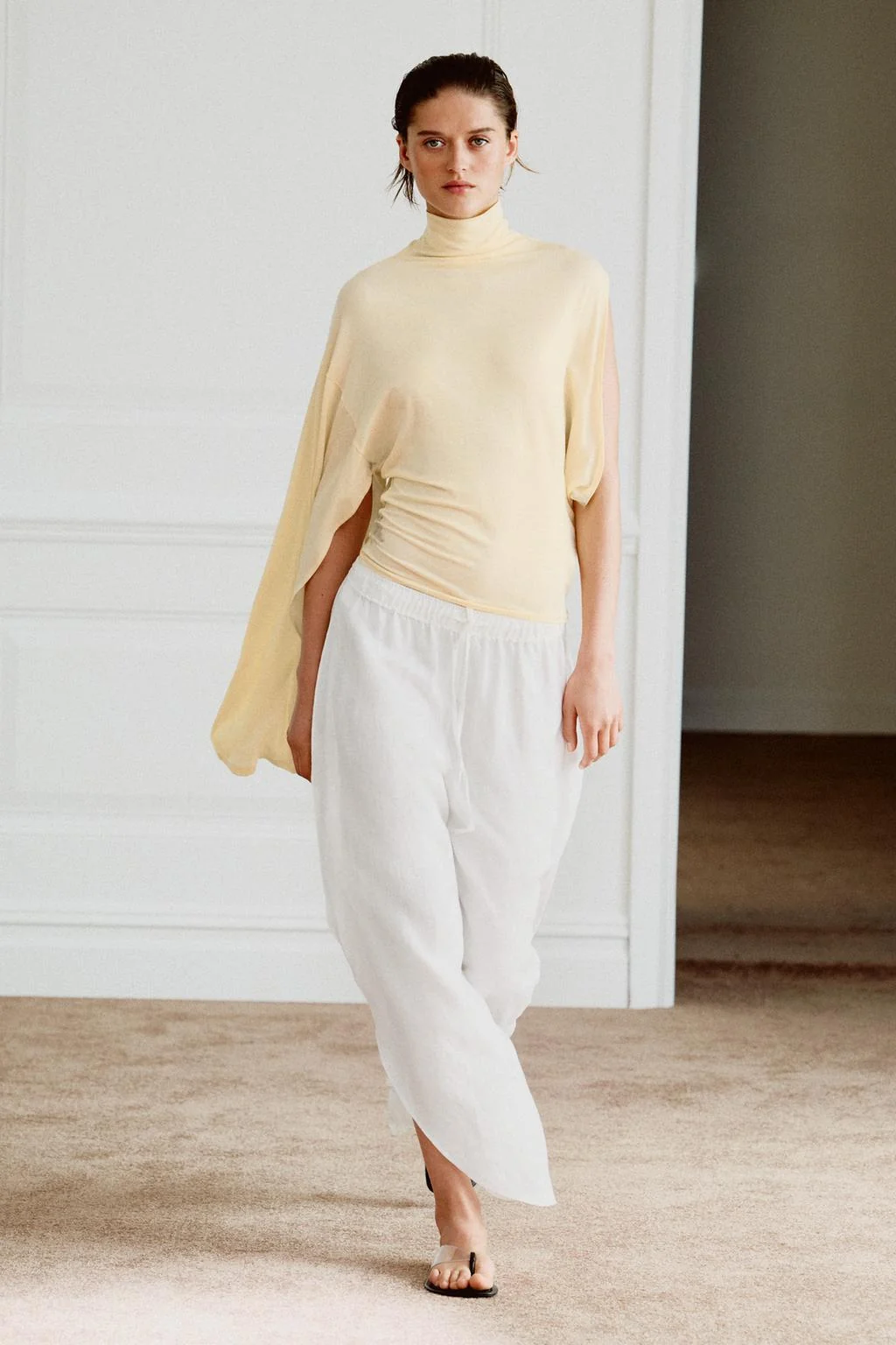 Льняные брюки с разрезами ZW Collection