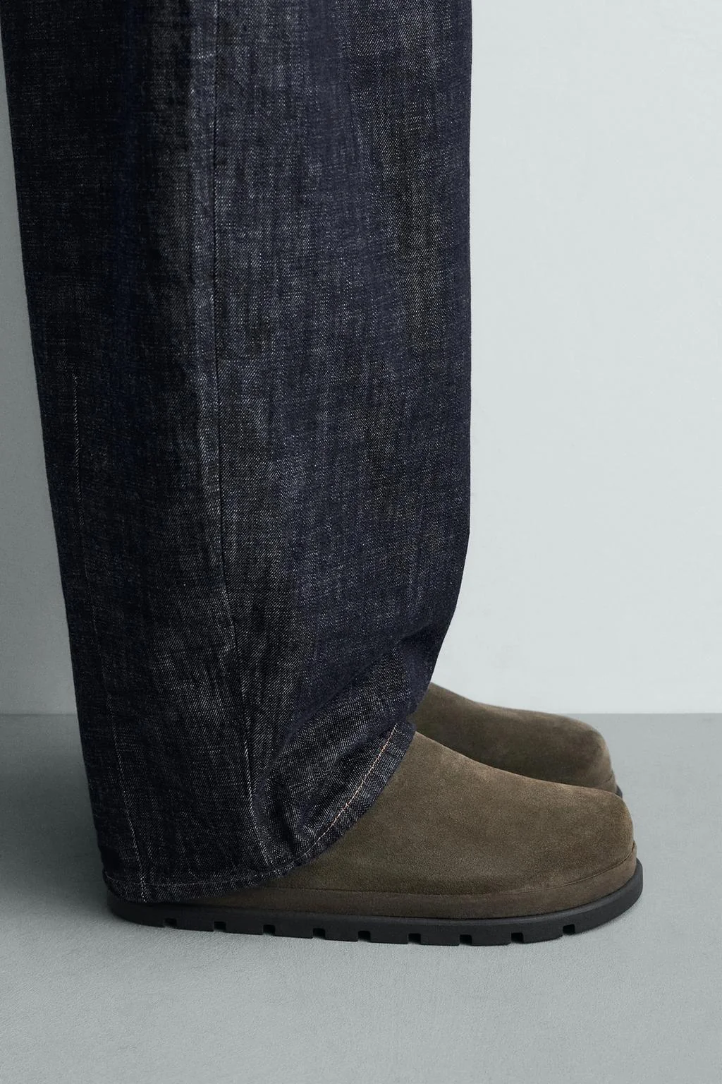 Кожаные грубые башмаки