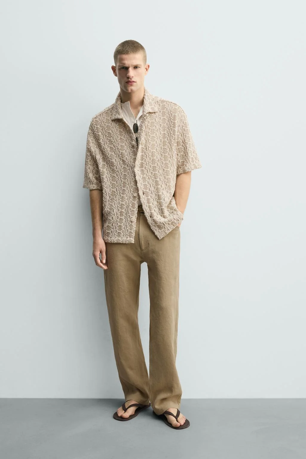 Рубашка с текстурированной вязкой крючком