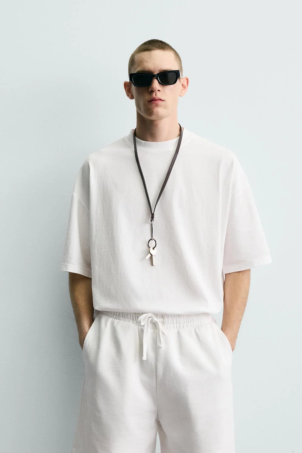 Базовая стираная футболка — Однотонные