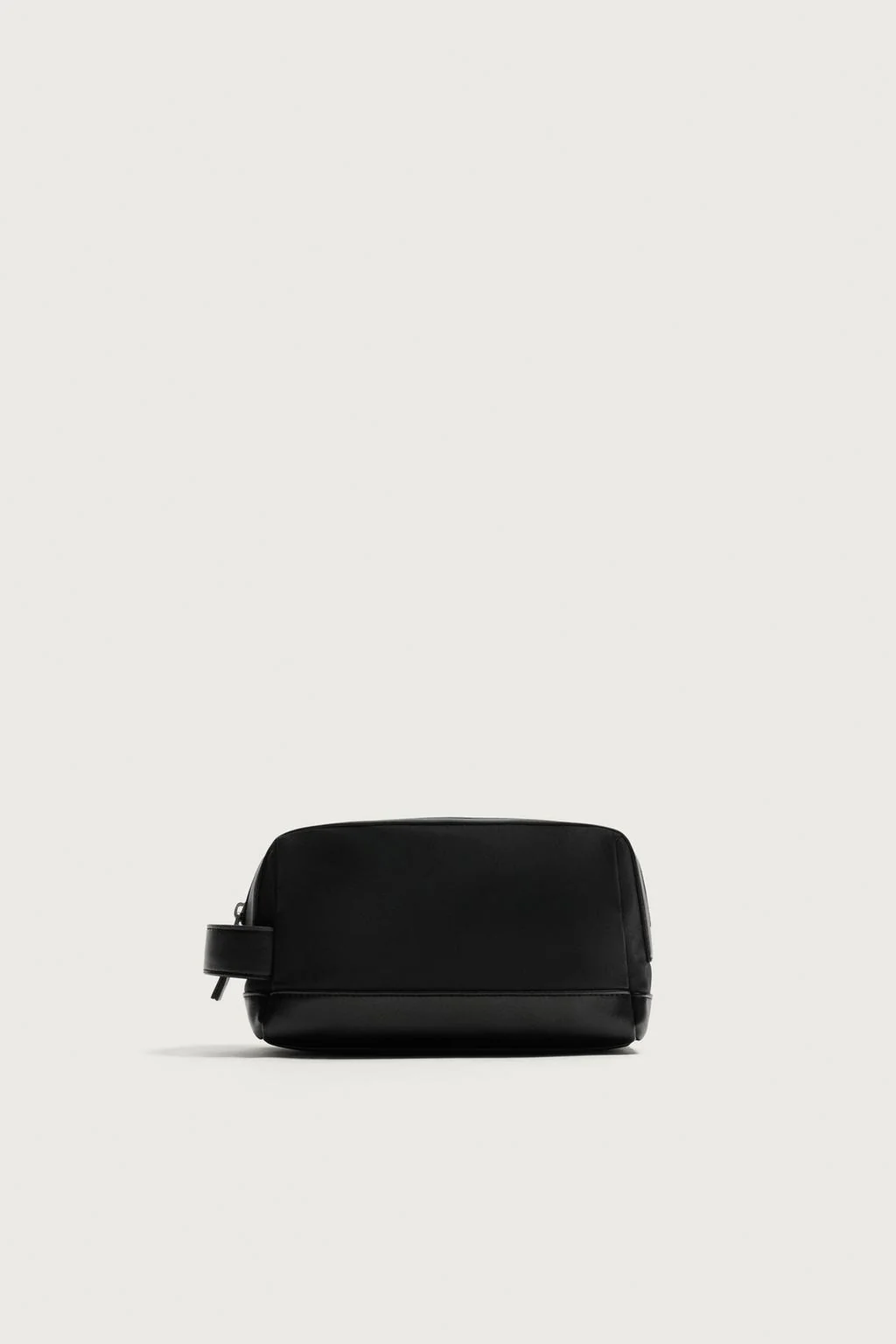 MIXED NYLON TOILETRY BAG