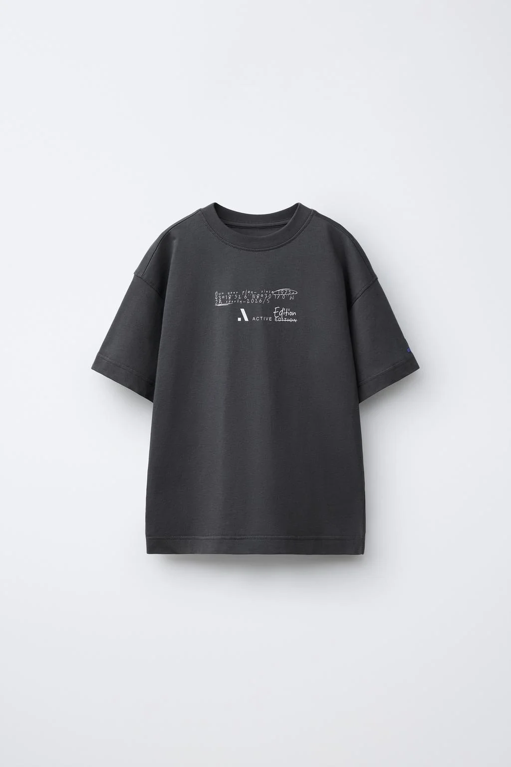 СПОРТНАЯ ФУТБОЛКА С ЛОГОТИПОМ — Активный эдицион