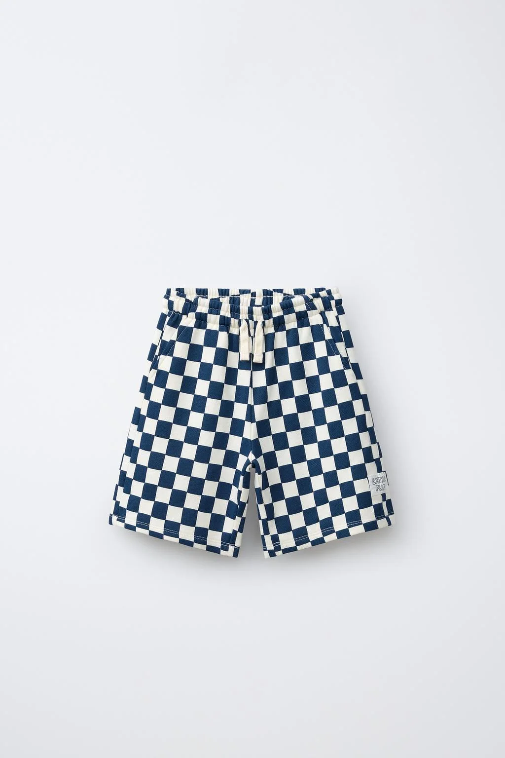 Бермуды в шахматную клетку — Шорты