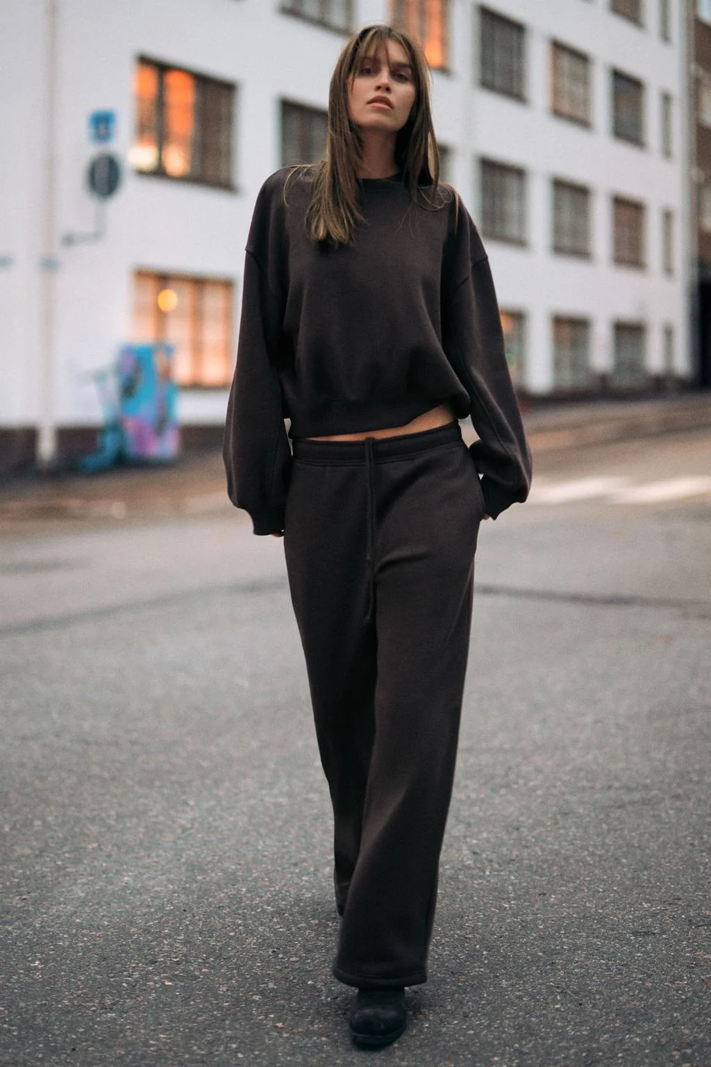 Свитшот из плюшевой ткани базовый — Трековый костюм