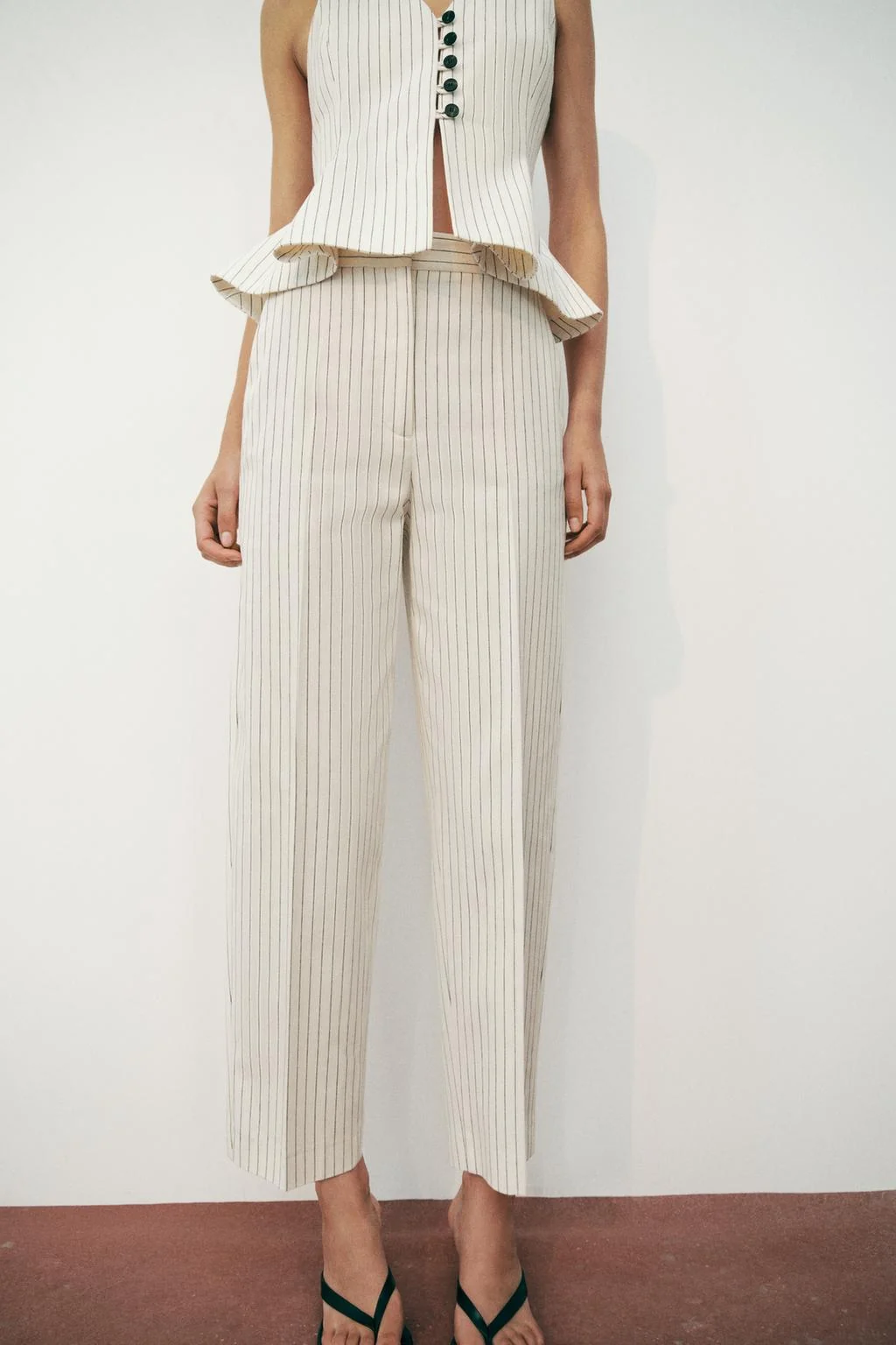 PLEATED SKIRT - "Плиссированная юбка".