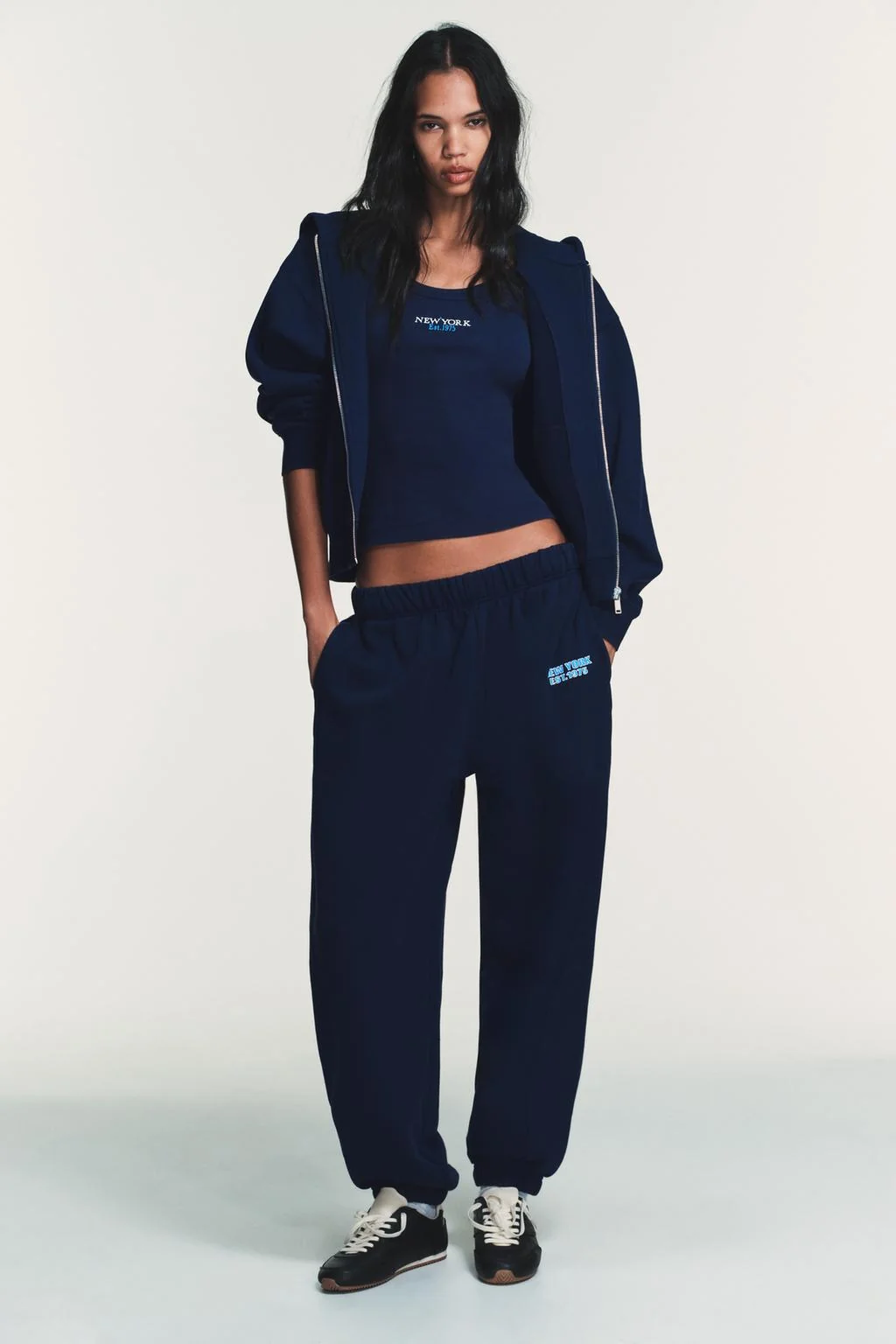 Худи с печатным слоганом — Свитшоты | Джоггеры