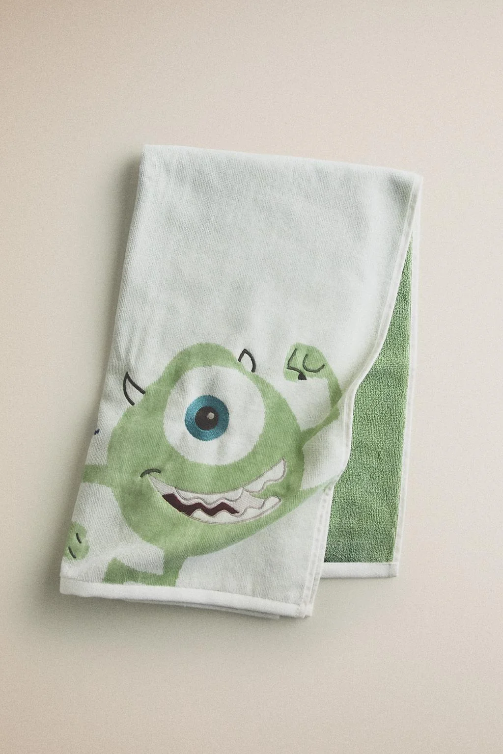 Детское полотенце Mike Monsters, Inc. ©Disney/Pixar