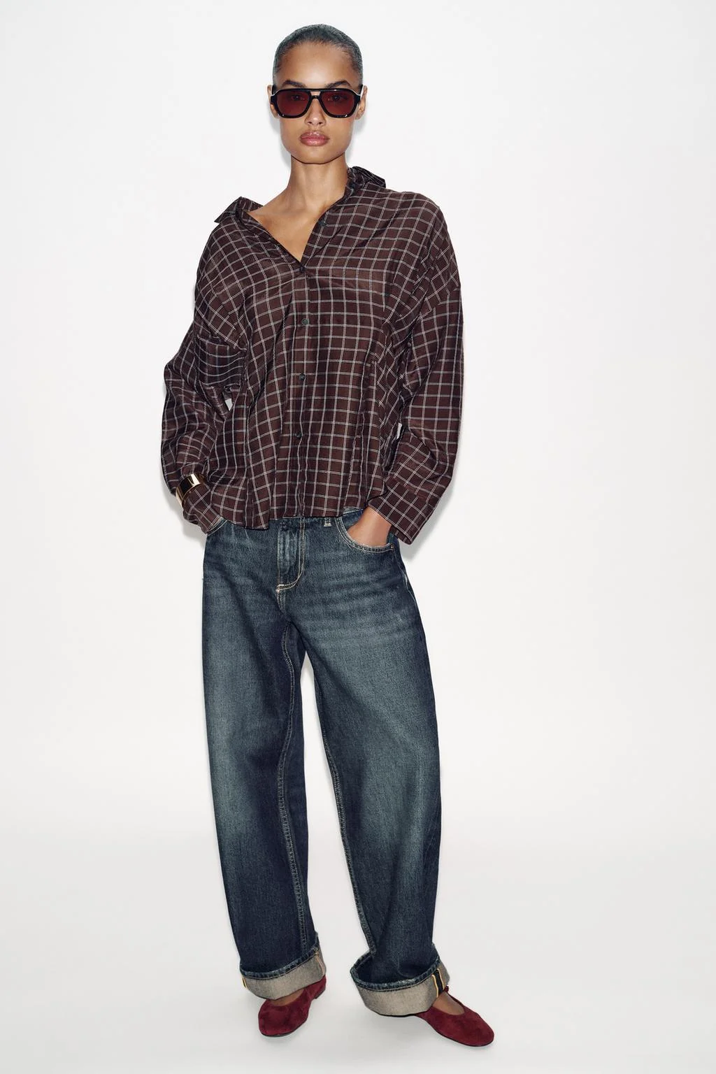 Замшевые балетки с пряжкой