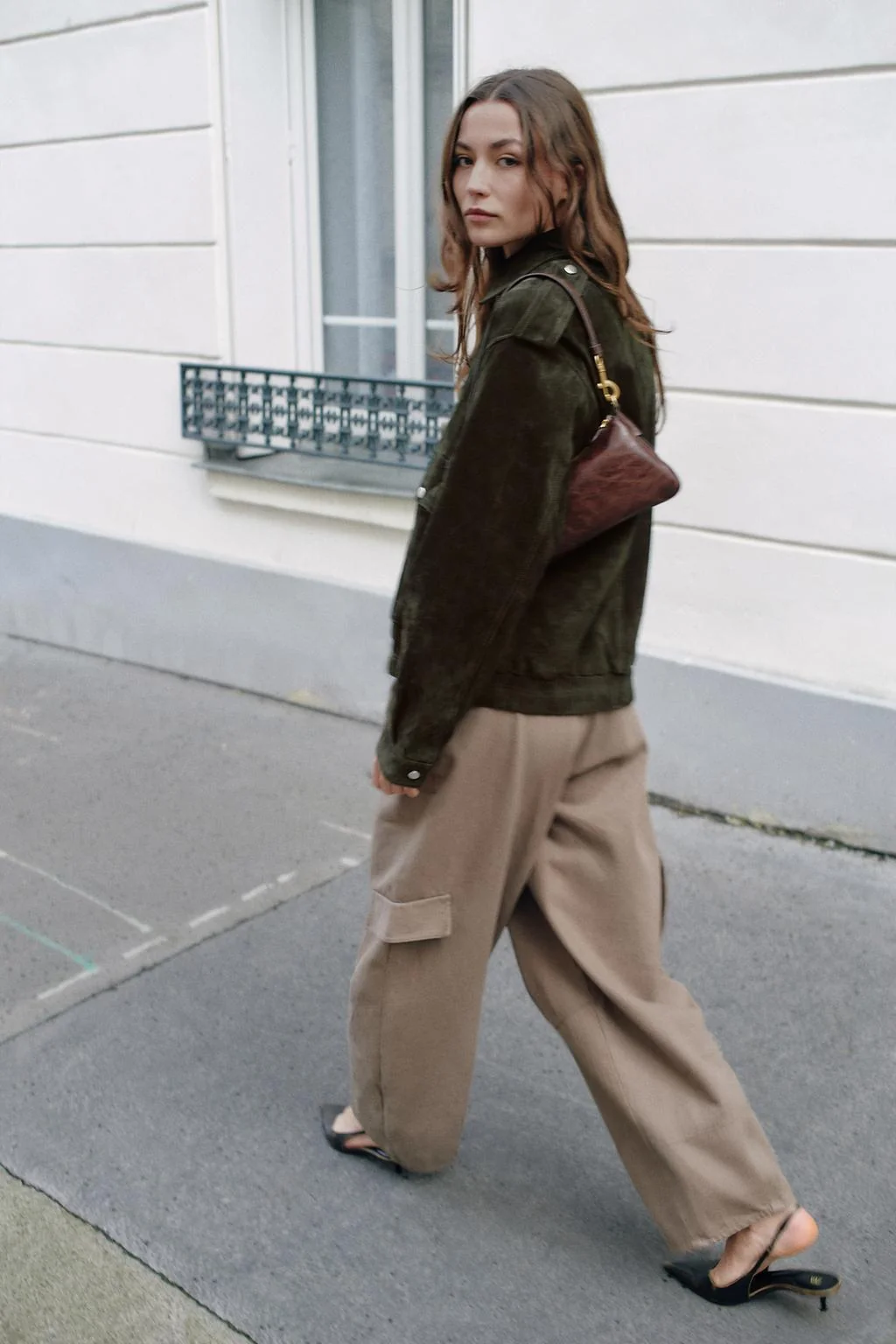 Удлинённая сумка через плечо