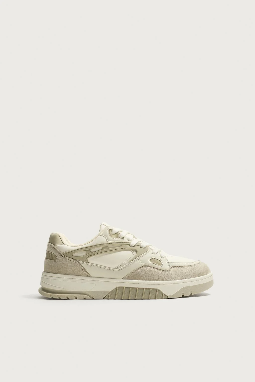 BASKETBALL TRAINERS