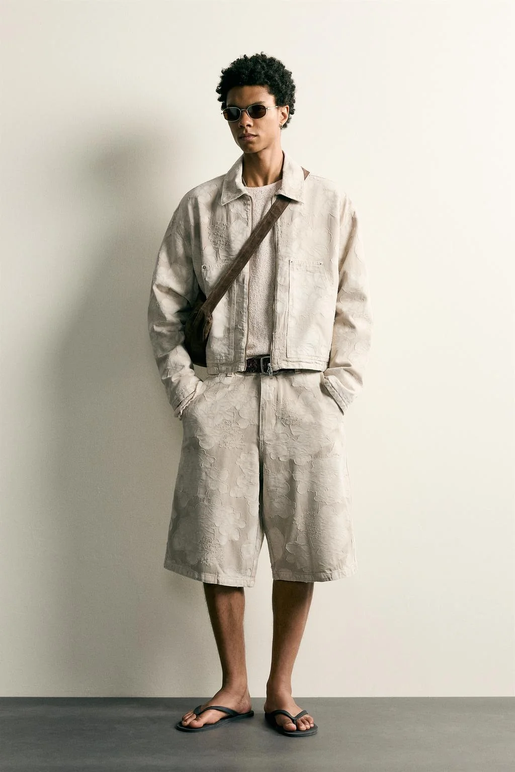 Свободные бермуды из жаккарда с цветочным принтом