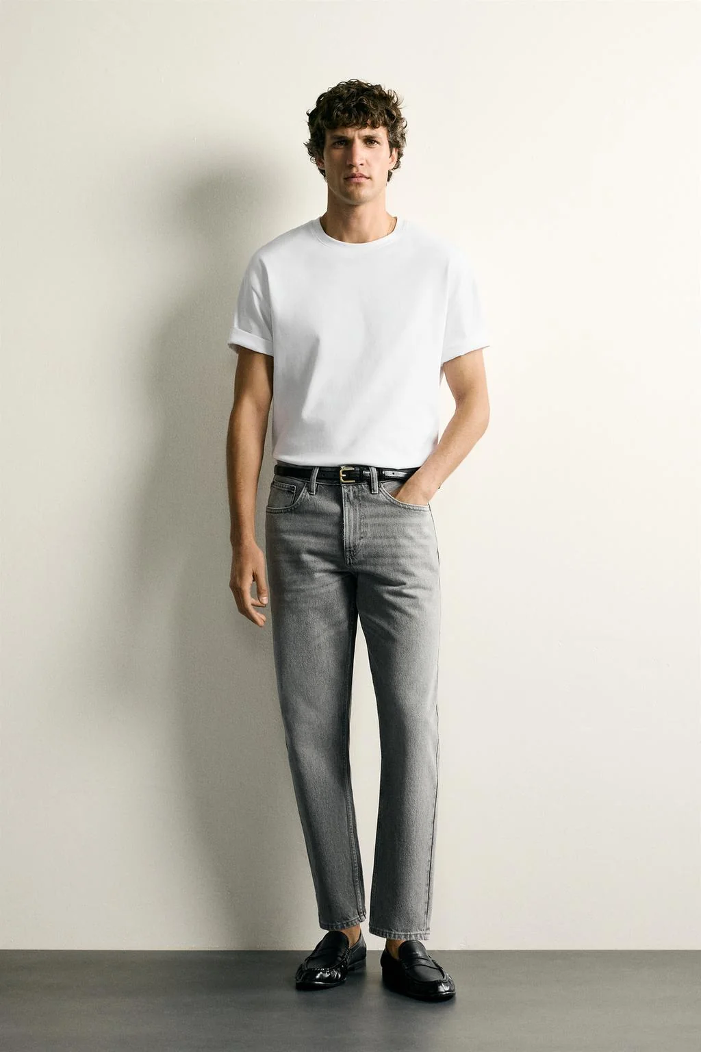 Джинсы slim tapered fit