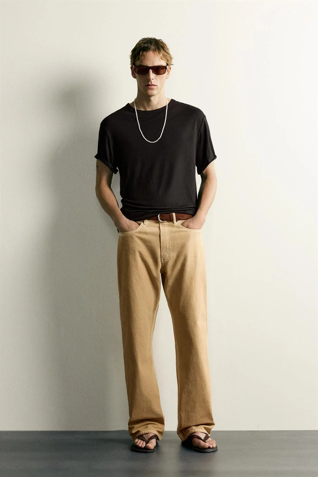 Джинсы loose-fit uneven-wash