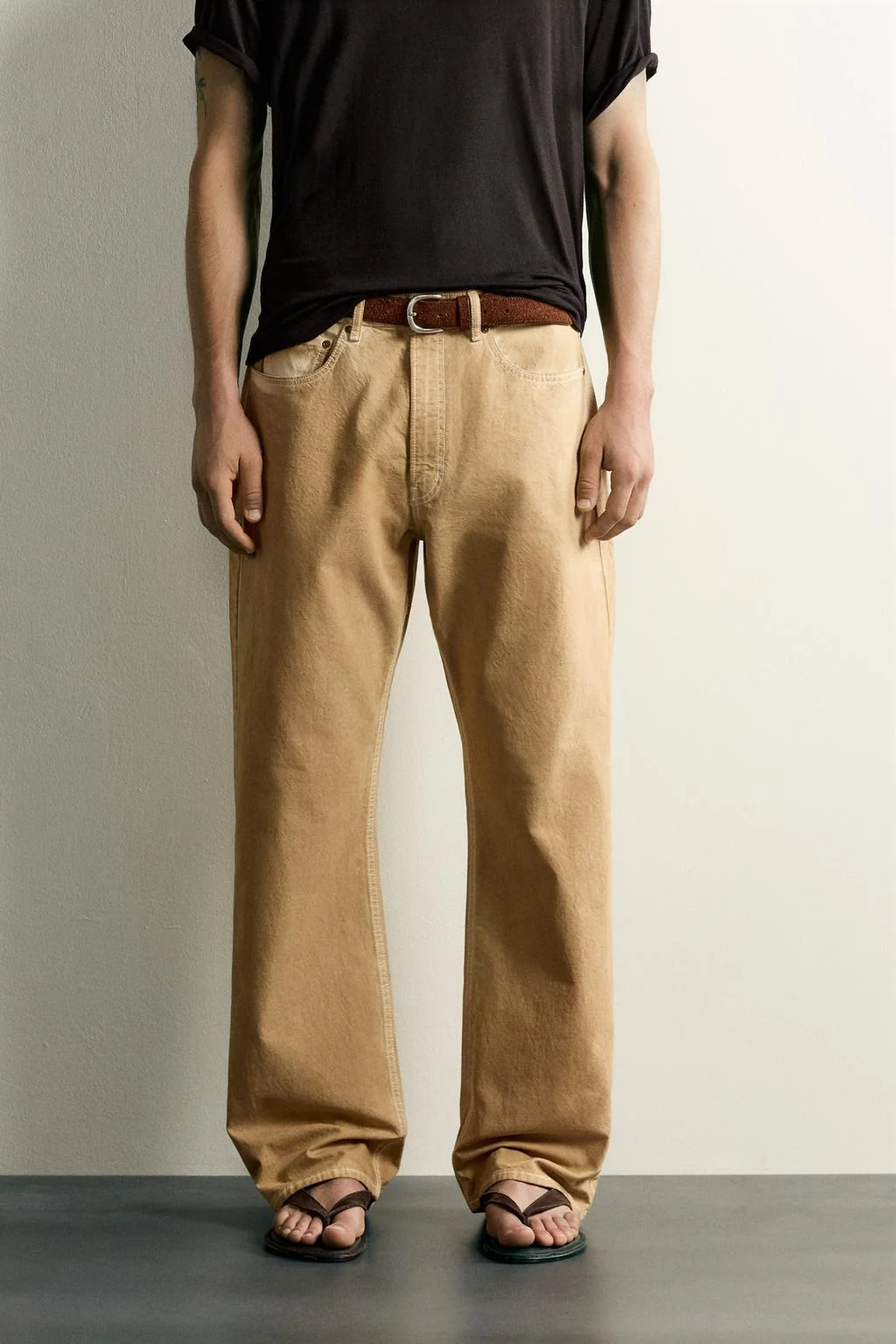 Джинсы loose-fit uneven-wash