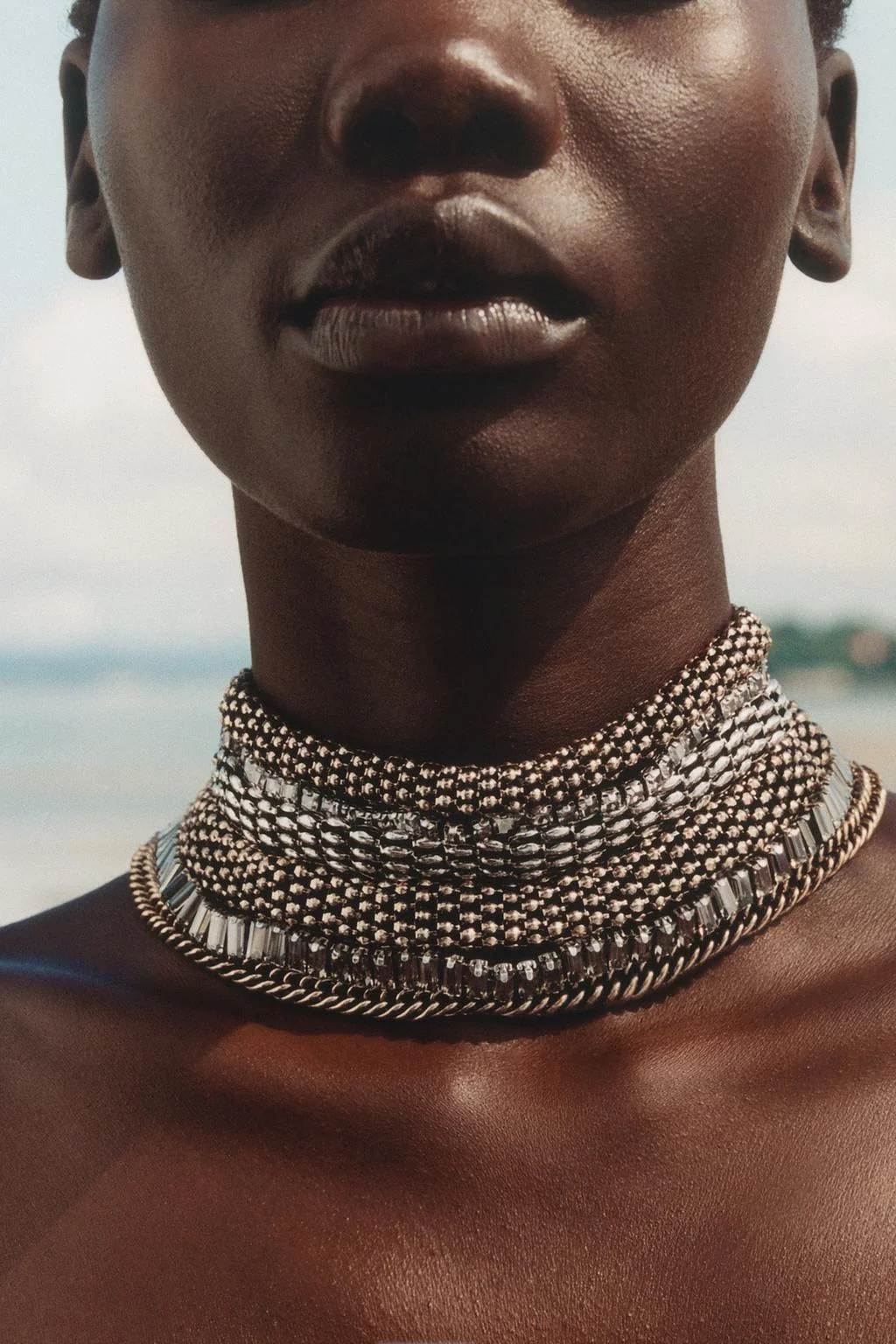 JEWEL CHAIN CHOKER NECKLACE