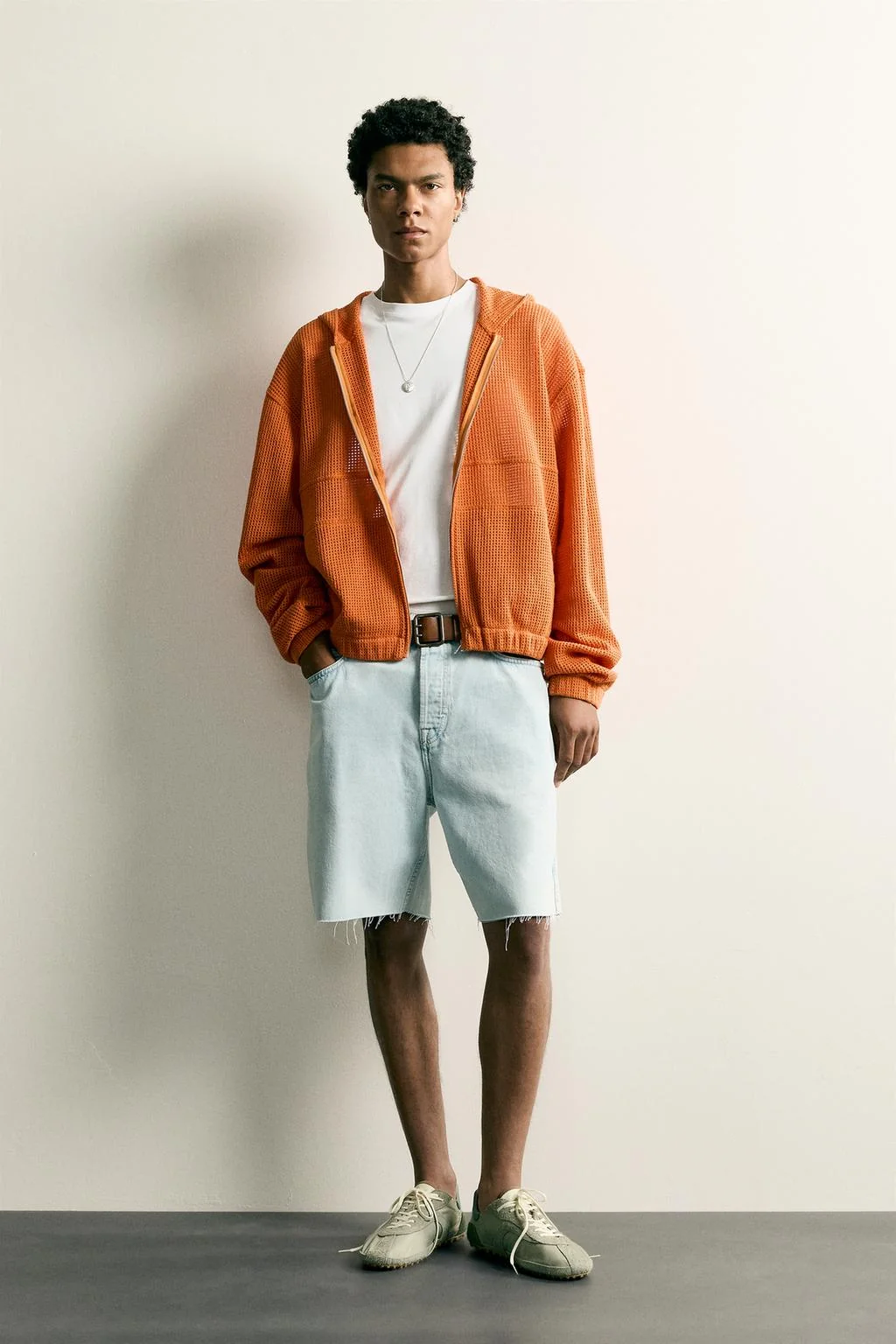 Овершерт relaxed fit из открытого трикотажа