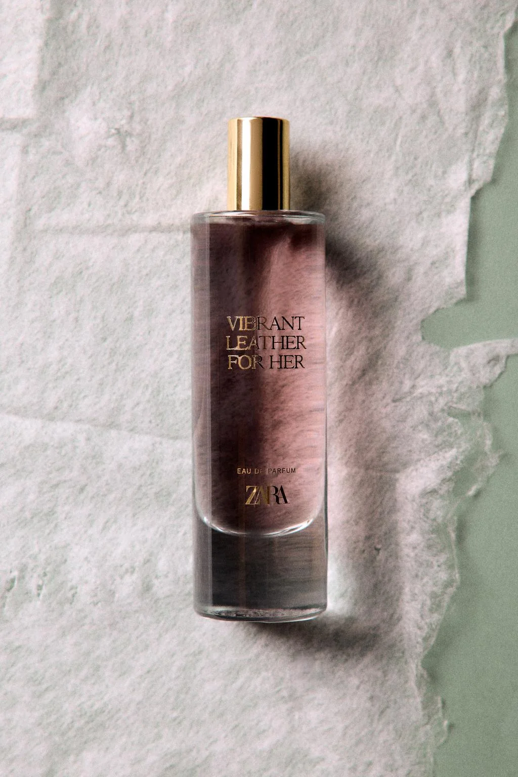 Вайбрант Леатер фор Хер EDP 80 ML / 2.71 oz