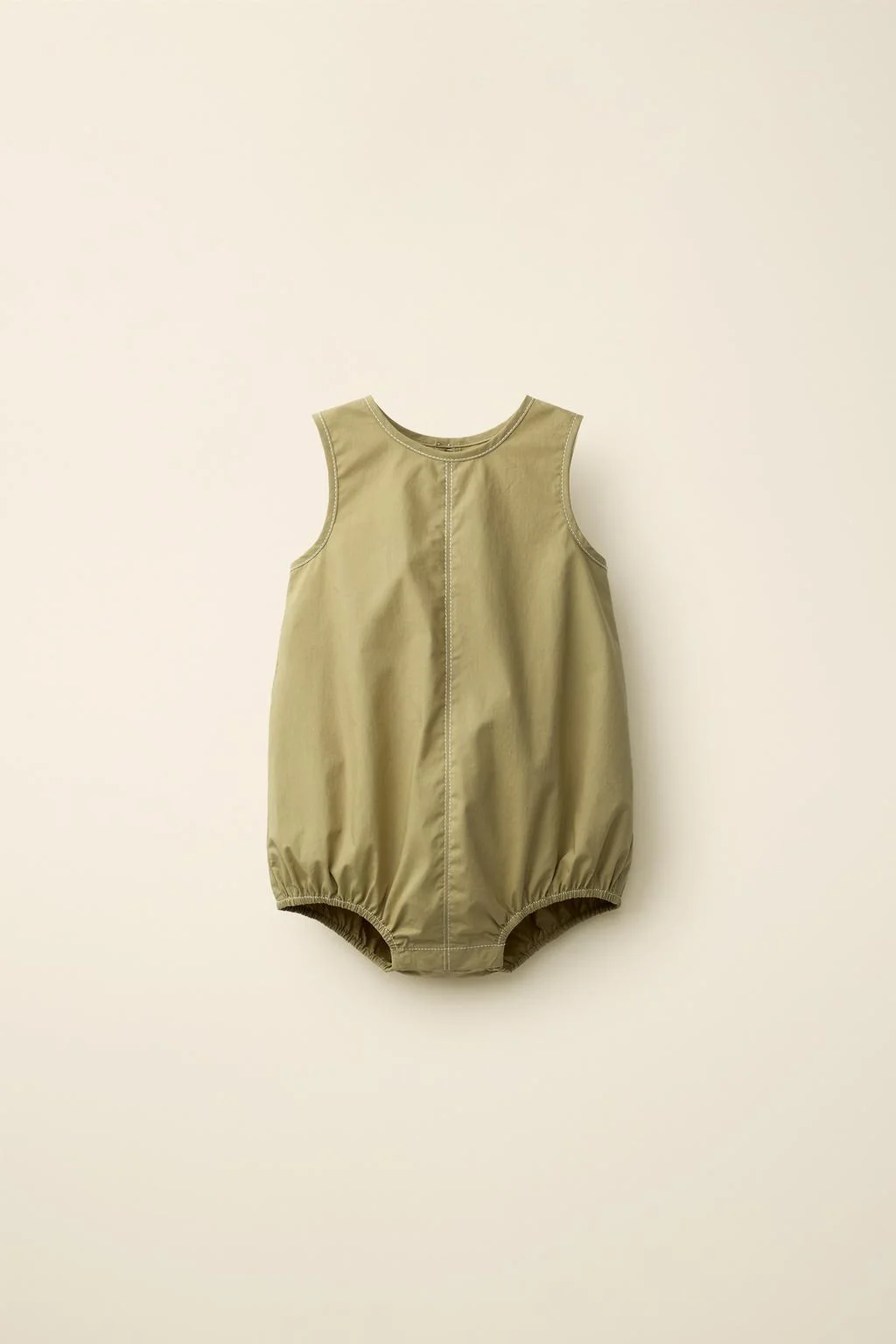 Комбинезон с контрастной строчкой, созданный Caramel London x Zara