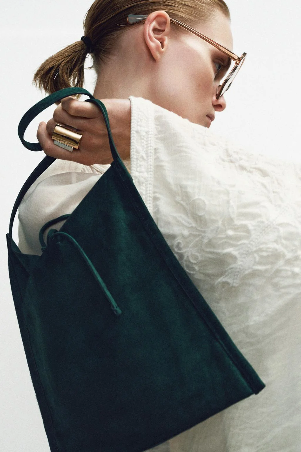 Плоская мини-сумка из кожи с бантом — Кожа