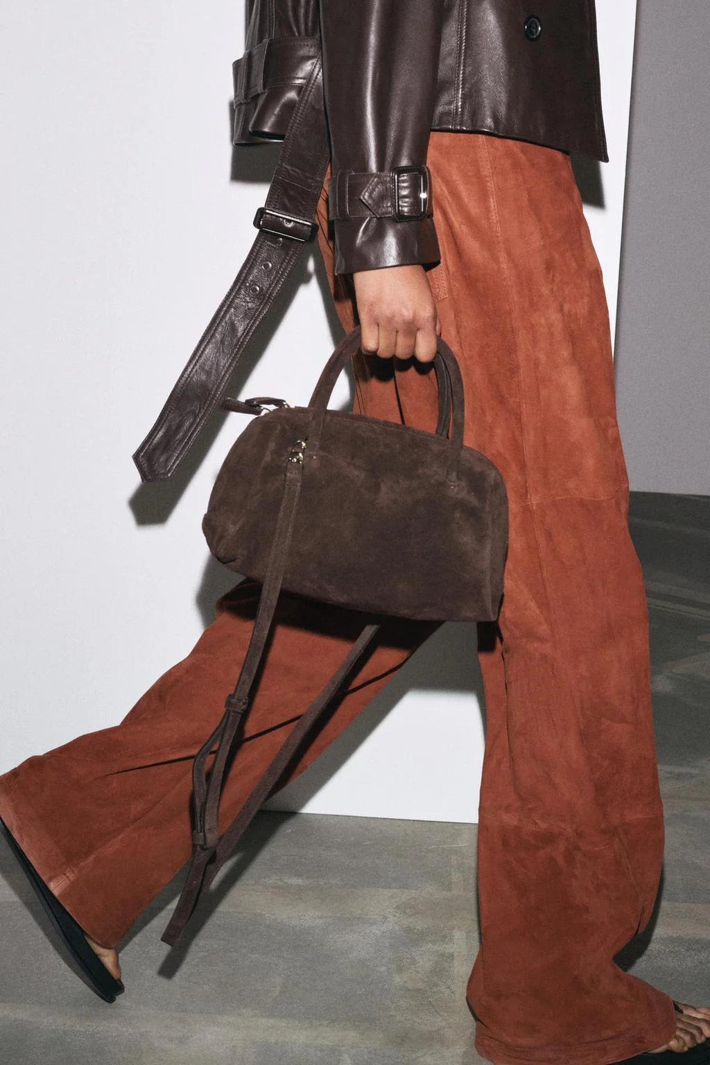 Кожаная сумка-боллинг — Кожа