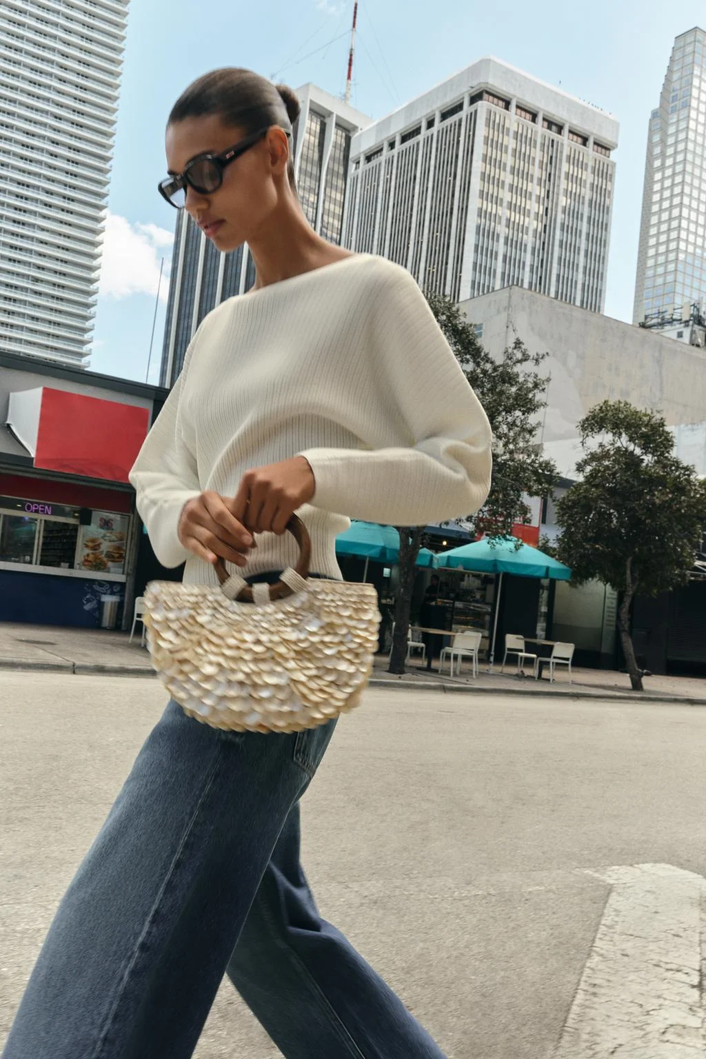 Сумка с аппликацией