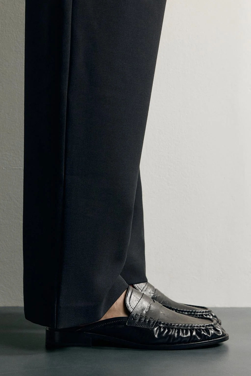 MULE LOAFERS