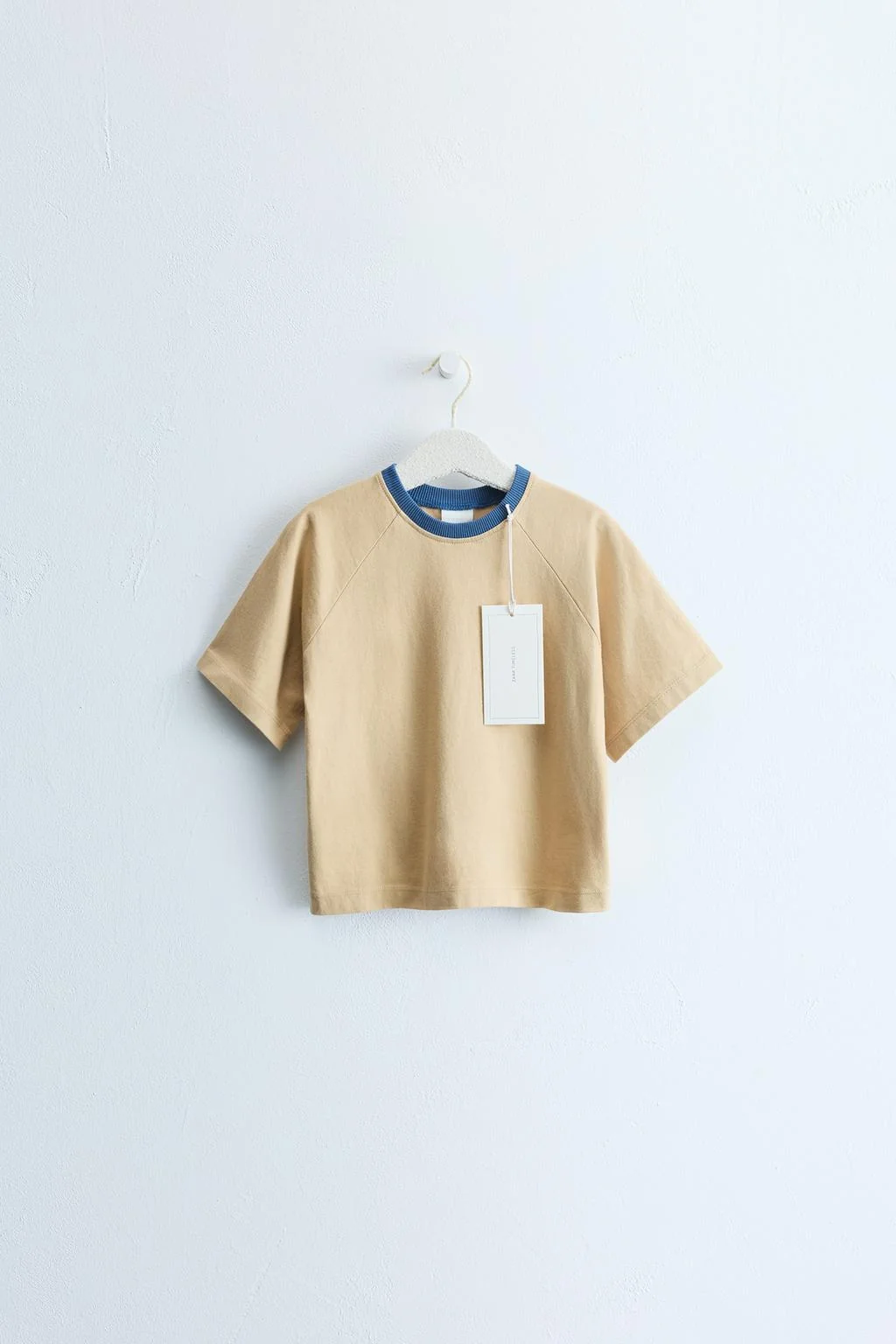 ZARA TIMELESS - футболка с контрастной окантовкой