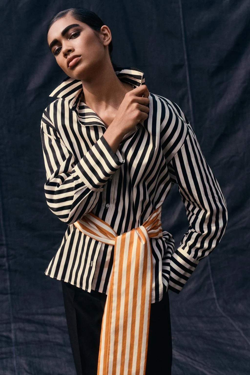 CONTRAST BELT STRIPED SHIRT
