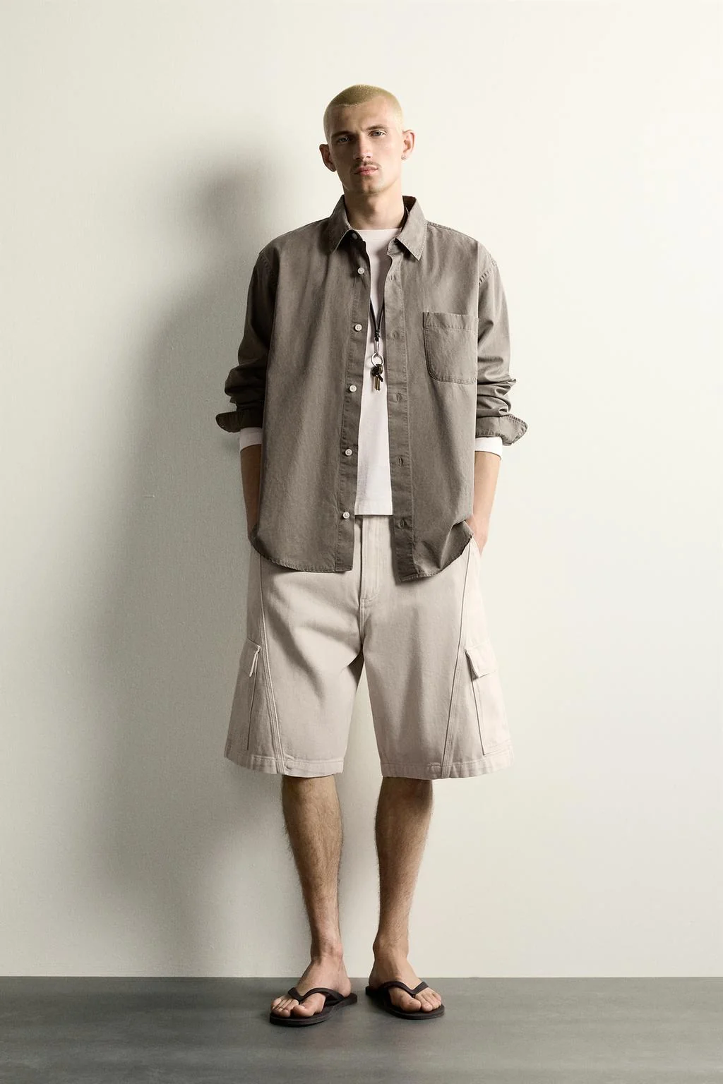 RELAXED FIT CARGO BERMUDA SHORTS WITH SEAM DETAIL