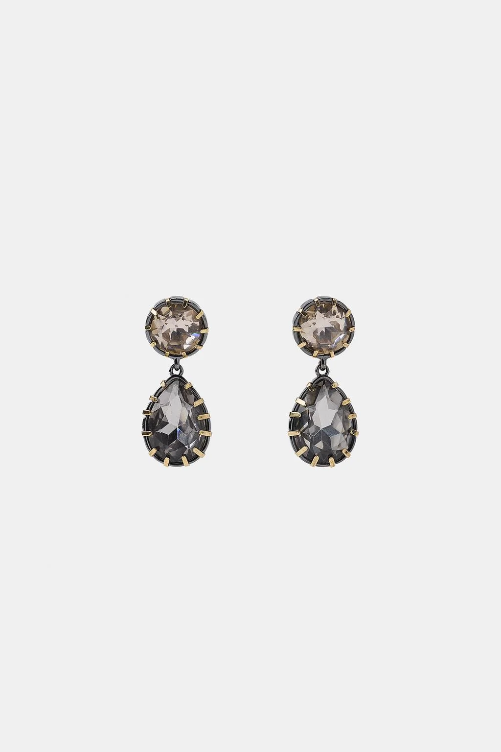 Серьги из металлических украшений