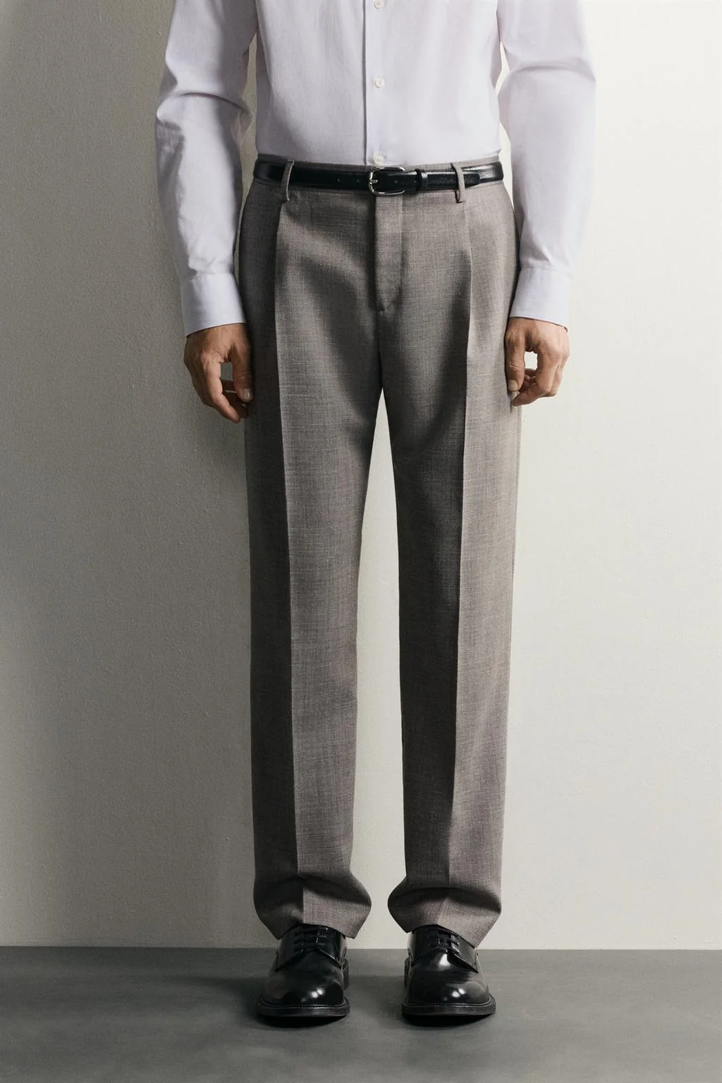 Костюмные брюки regular fit из смесовой шерсти
