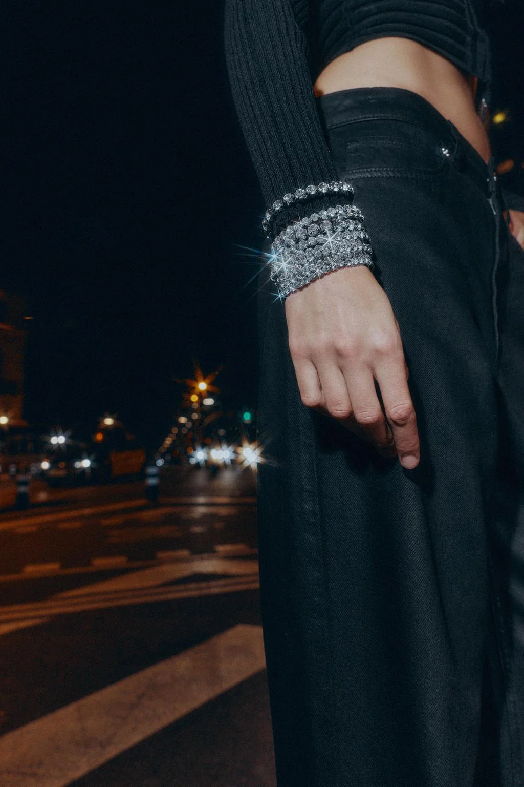 Набор резиновых браслетов с драгоценностями