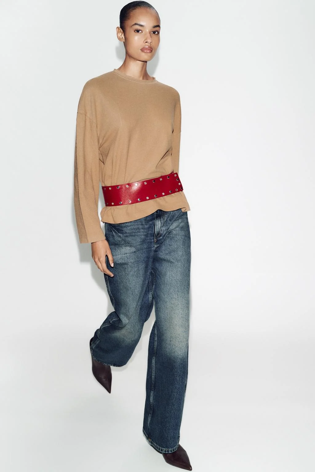 Кожаный поясной ремень 100% с заклёпками