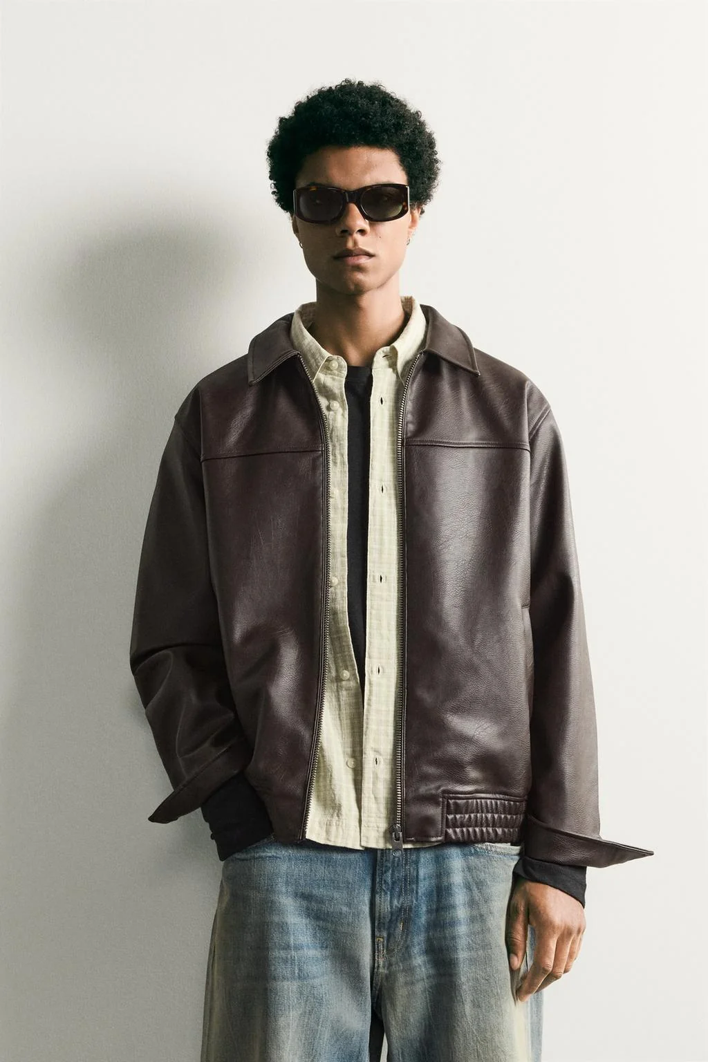 RELAXED FIT LEATHER EFFECT JACKET
