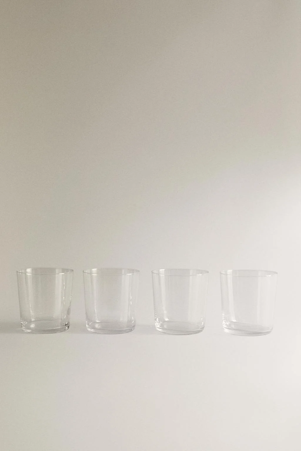 Набор из 4 высоких стаканов