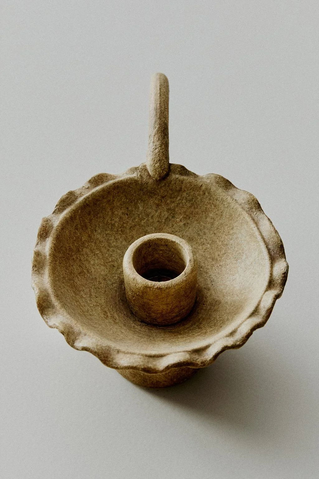 WAVY CERAMIC TEALIGHT HOLDER
