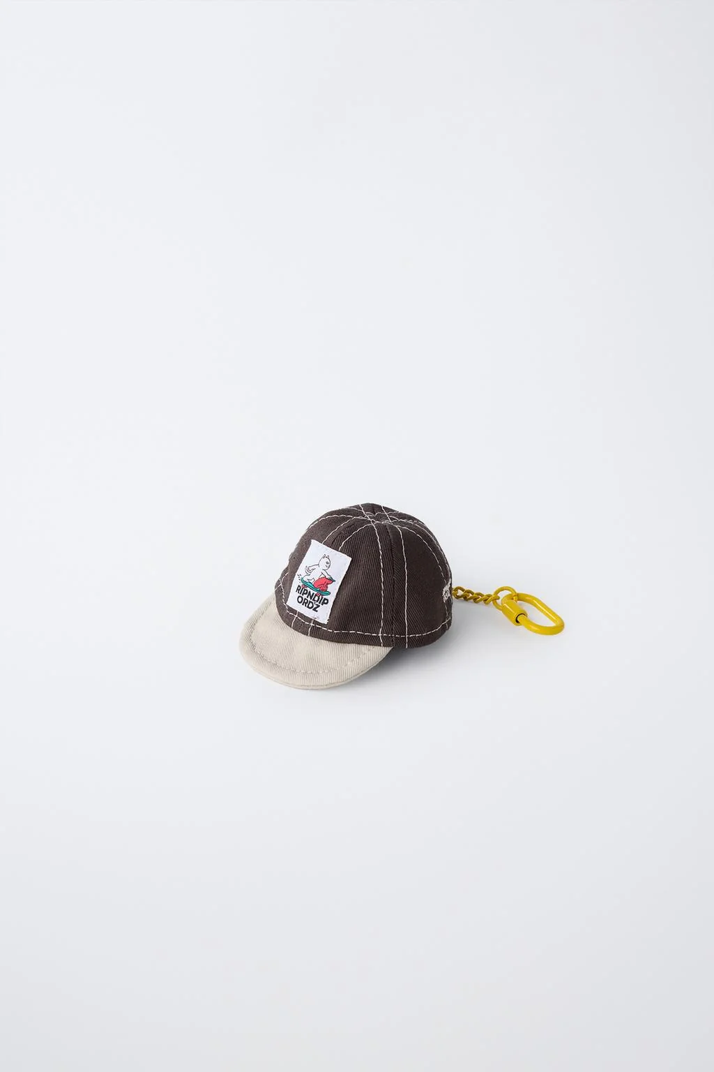 RIPNDIP © X ZARA KIDS Кольцо для ключей в виде кепки