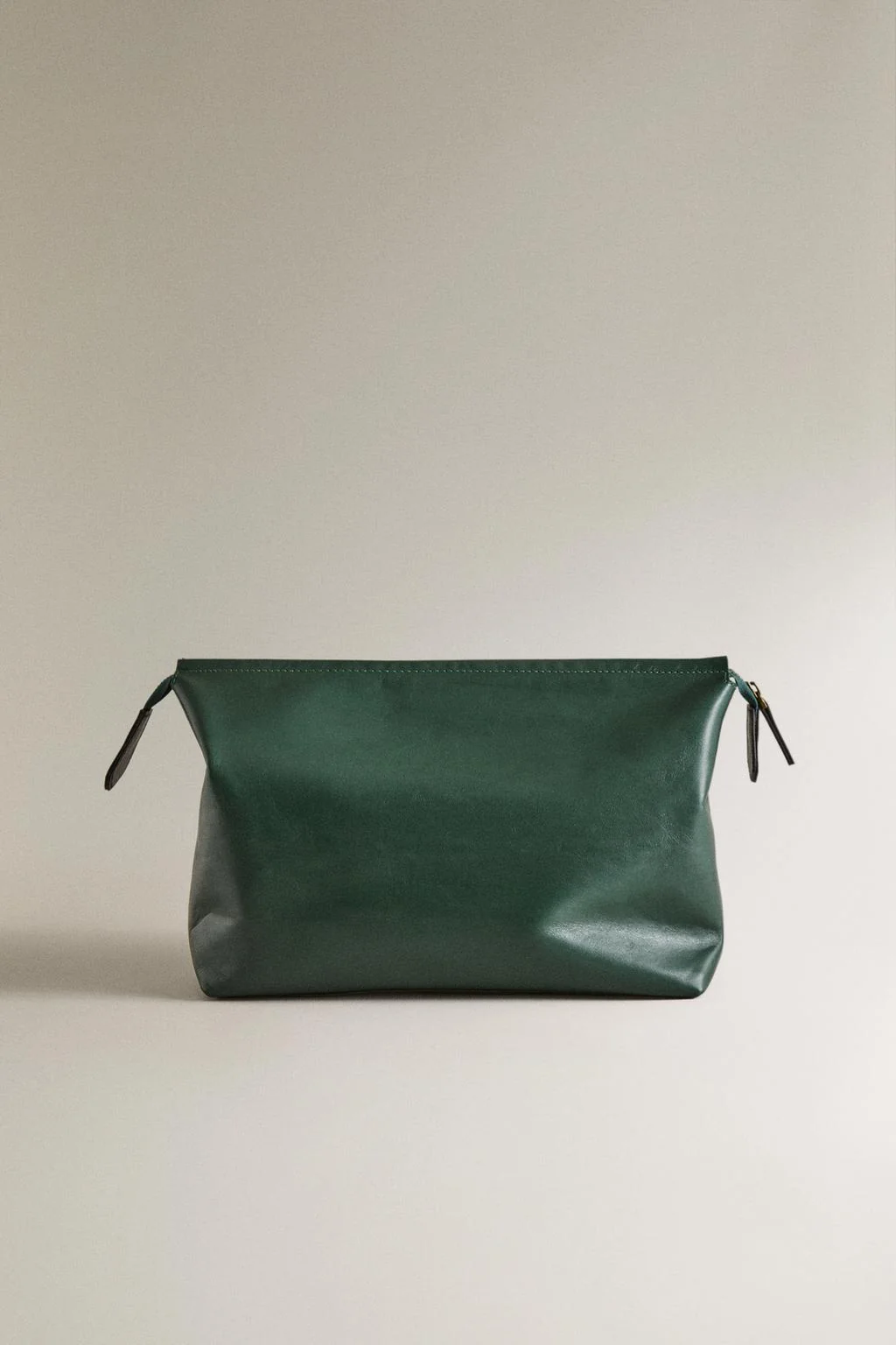 Дорожная косметичка из кожи — Гардероб