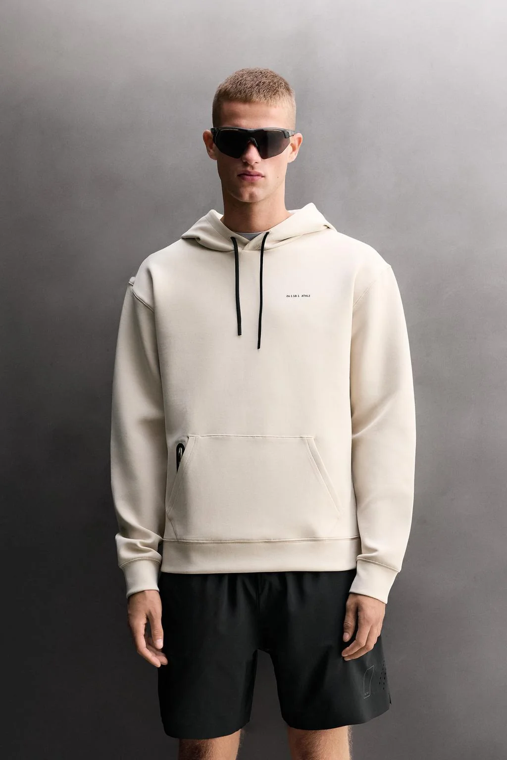 TECHNICAL HOODIE