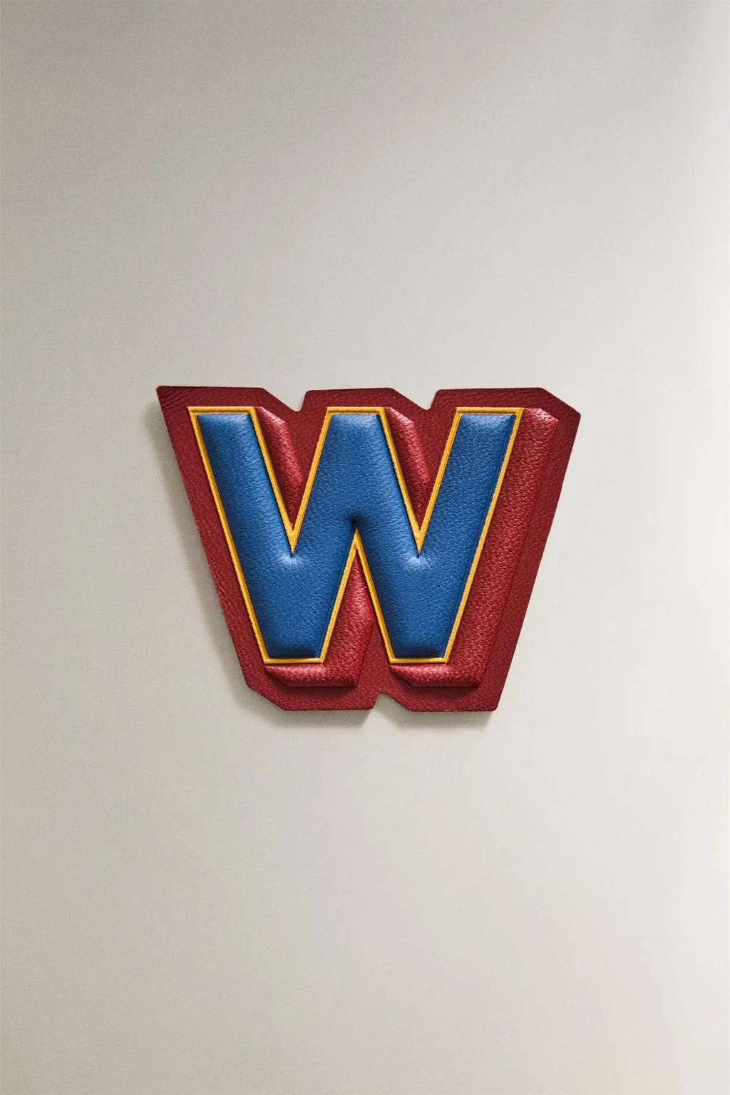 Кожаная нашивка с буквой w — Музыка, книги и журналы