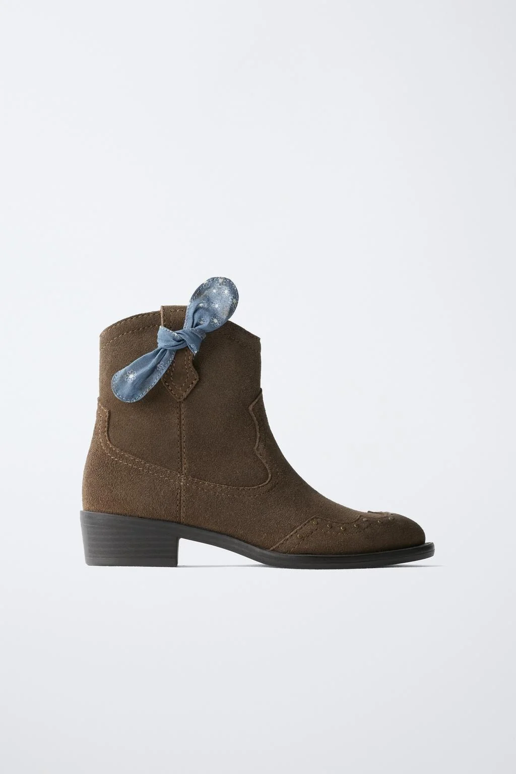 LEATHER STUDDED BANDANA ANKLE BOOTS