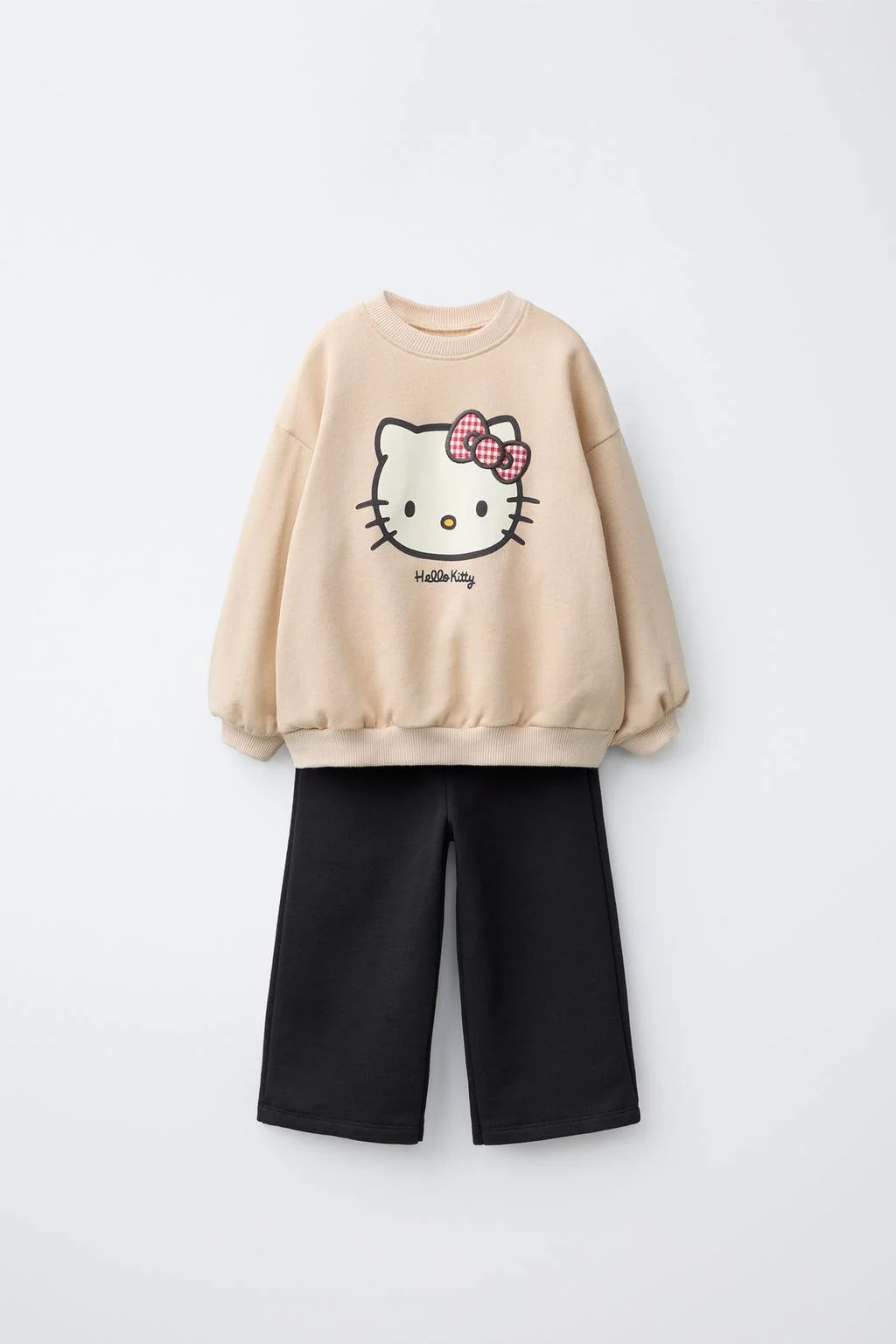 Плюшевый комплект Hello Kitty © Sanrio