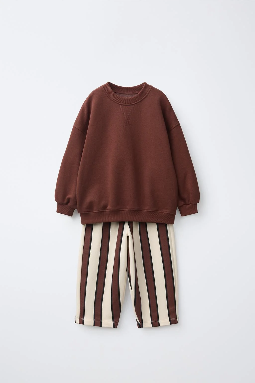 STRIPED JOGGER SWEATSUIT