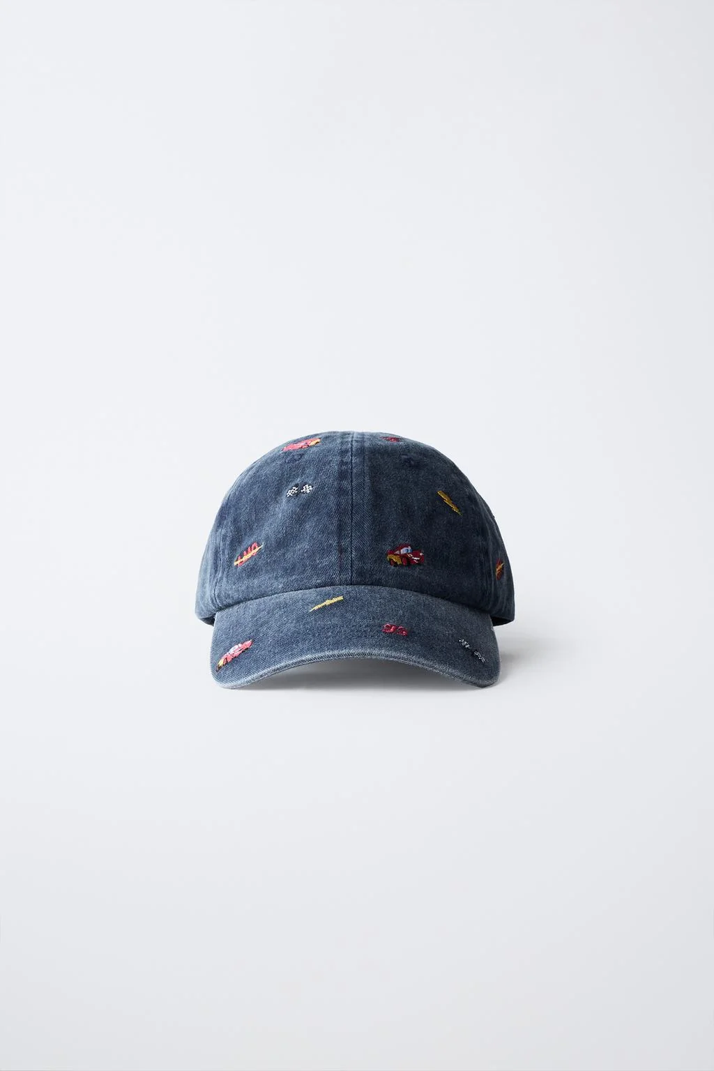 DENIM CAP WITH CARS LIGHTNING MCQUEEN © DISNEY/PIXAR EMBROIDERY