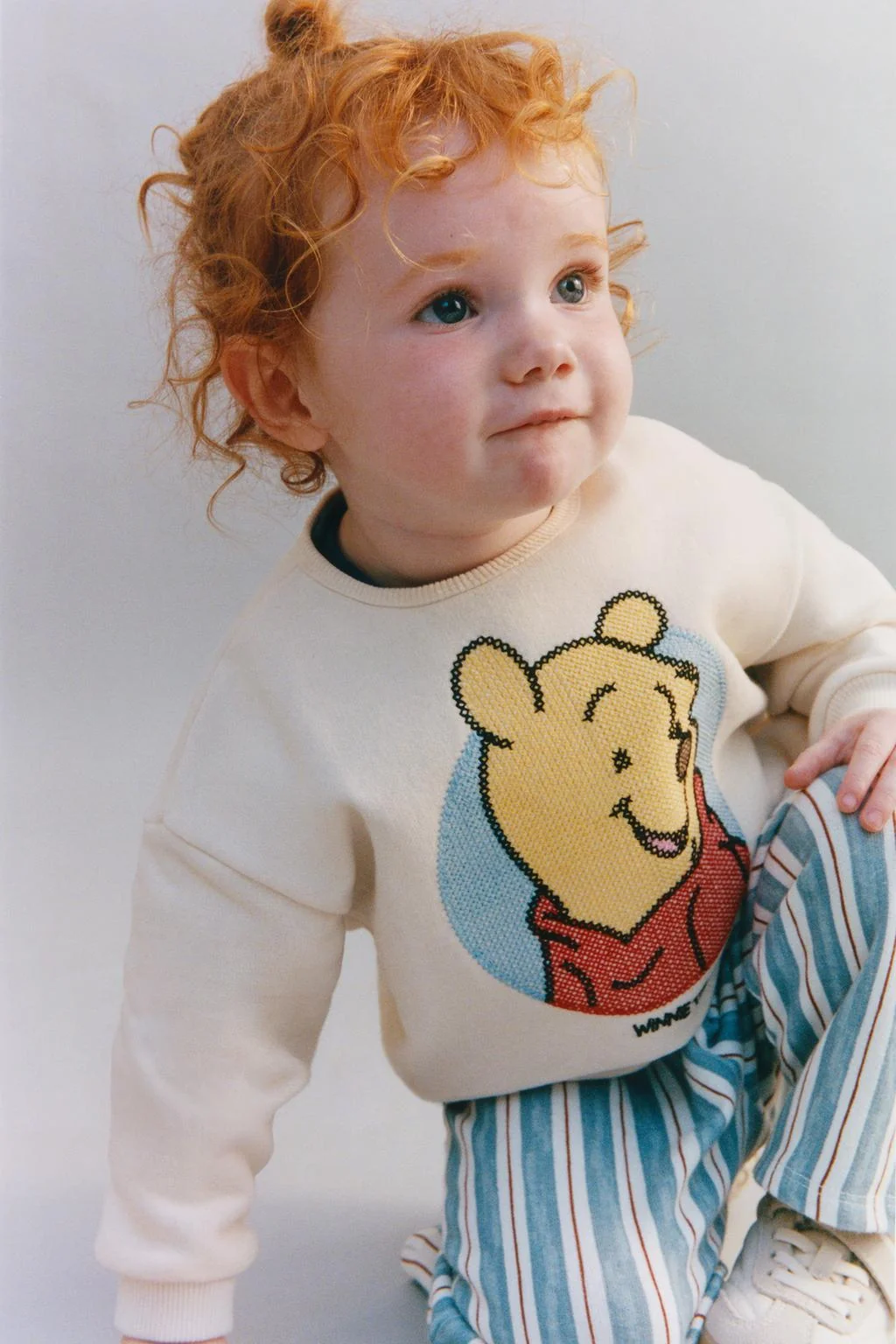 Свитшот с вышивкой Winnie the Pooh © Disney