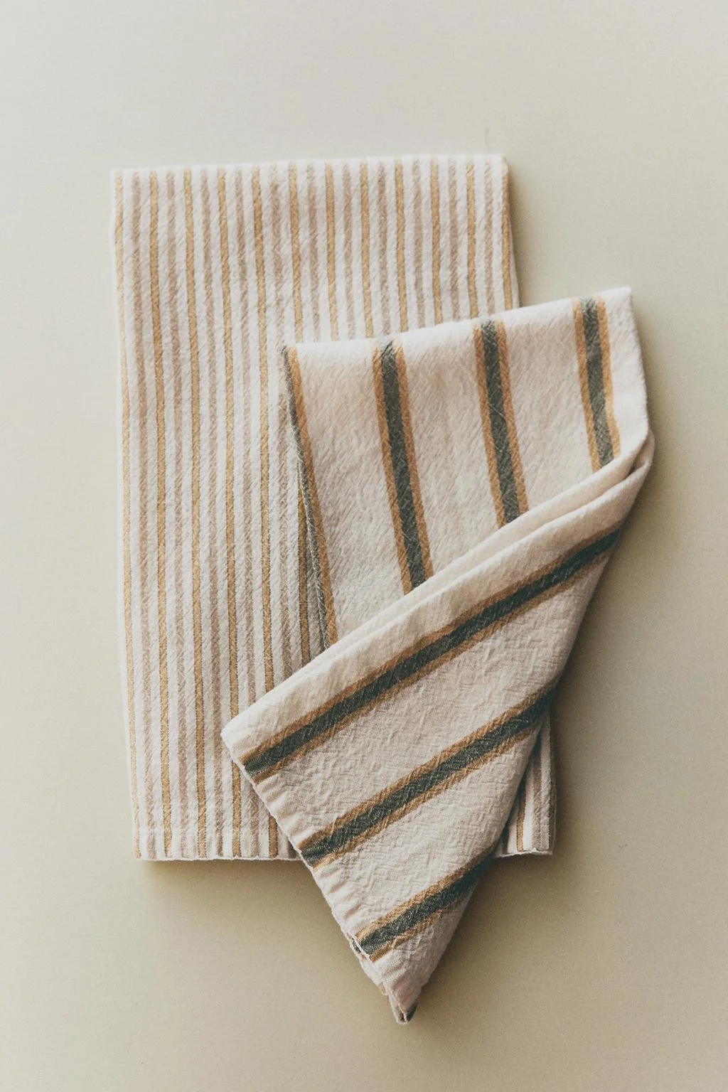 Набор из 2 полосатых кухонных полотенец