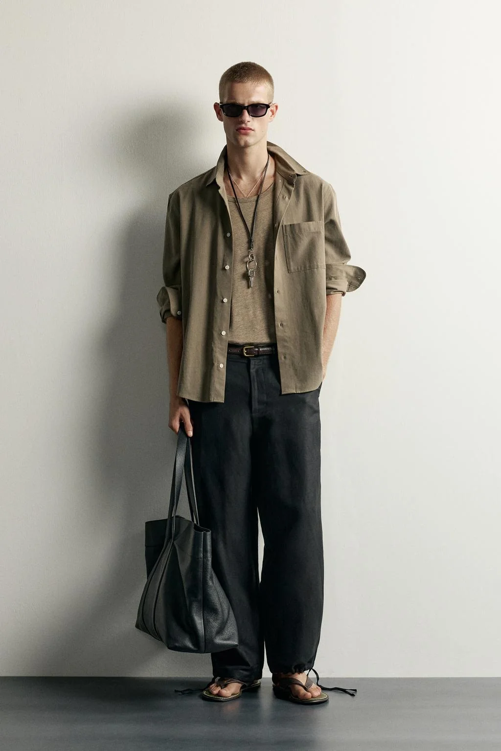 LINEN/VISCOSE RELAXED FIT TROUSERS